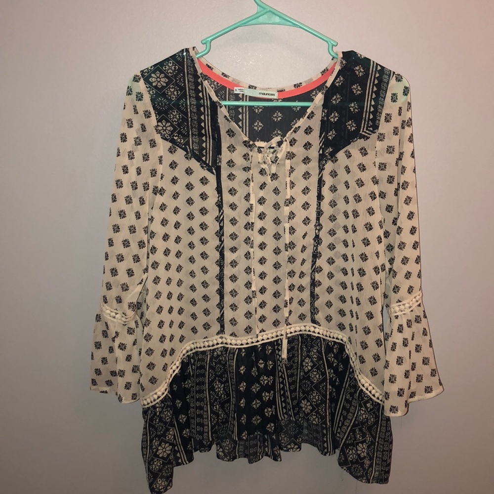 Maurices top